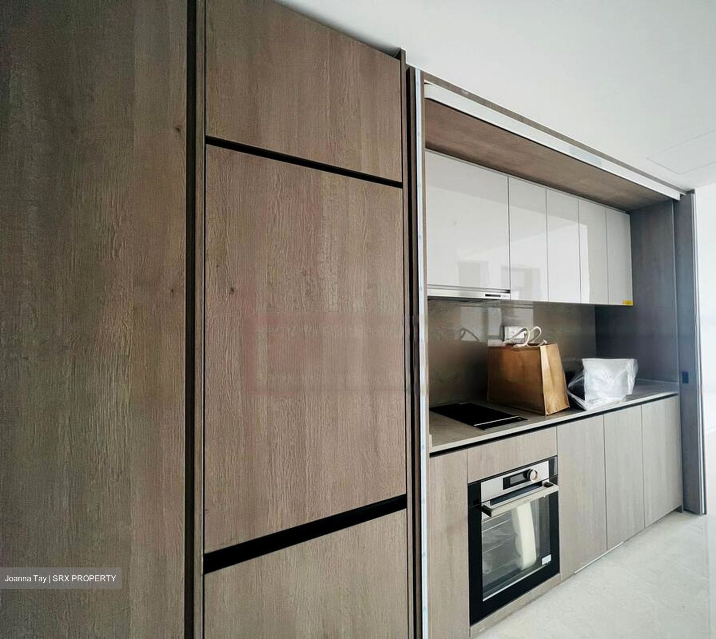 Avenue South Residence (D3), Apartment #462845381